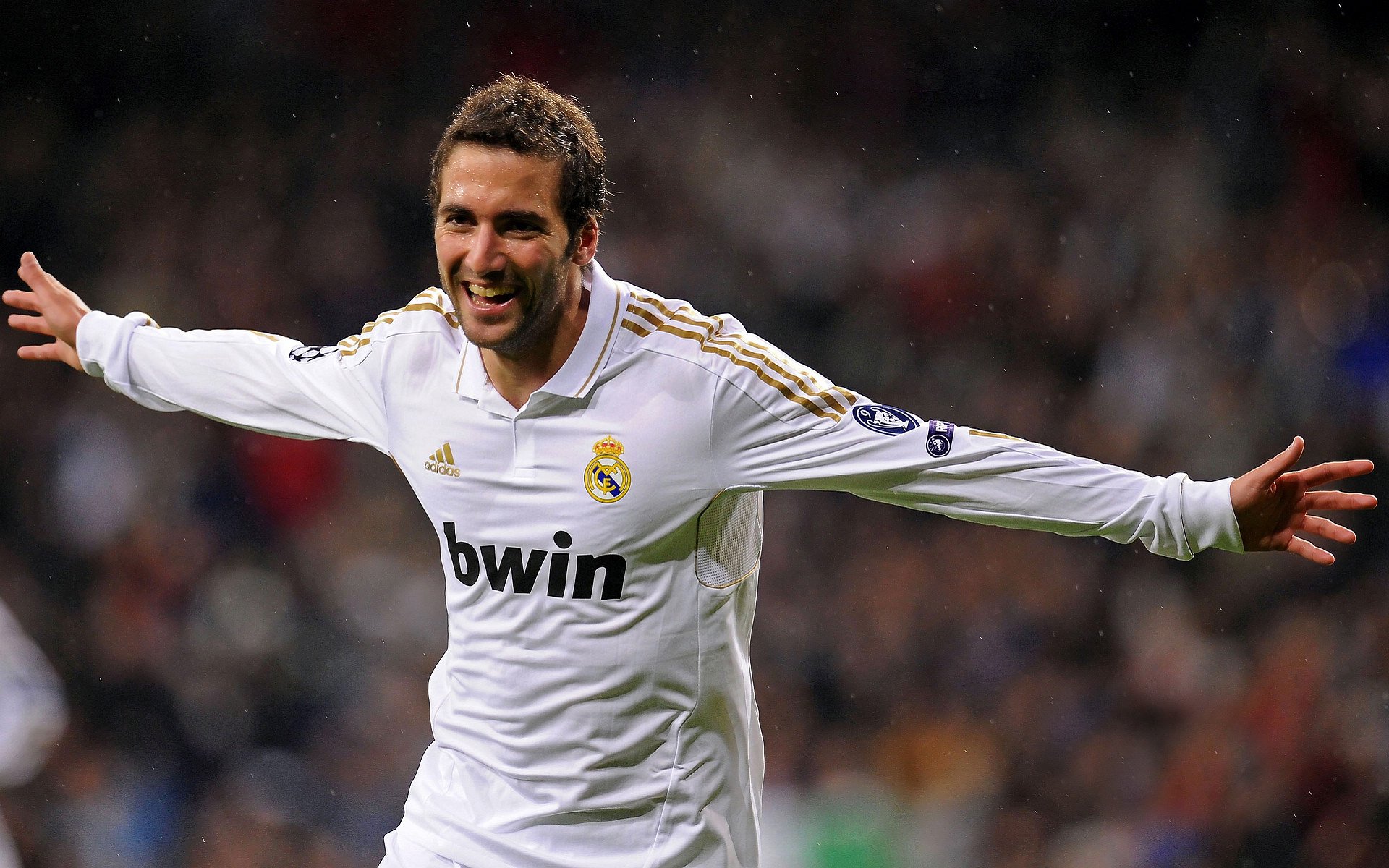 热刺2-0狼队,豪取三连胜,热刺2_3狼队